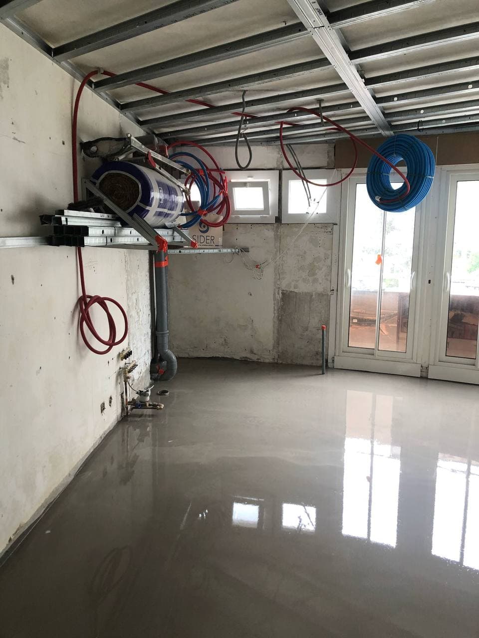 Rénovation d’une cour extérieure moderne